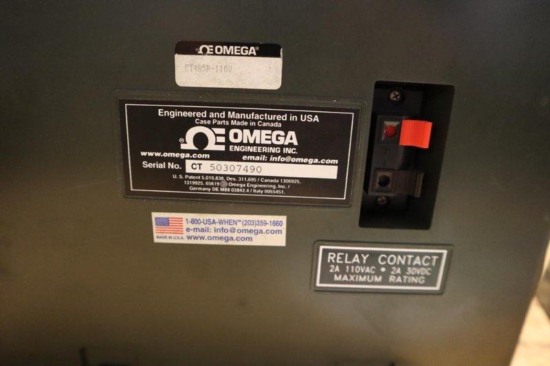 (2) Omega CT485B Temperature and Humidity Recorders with Graph, (1) Sensor- Auction Item