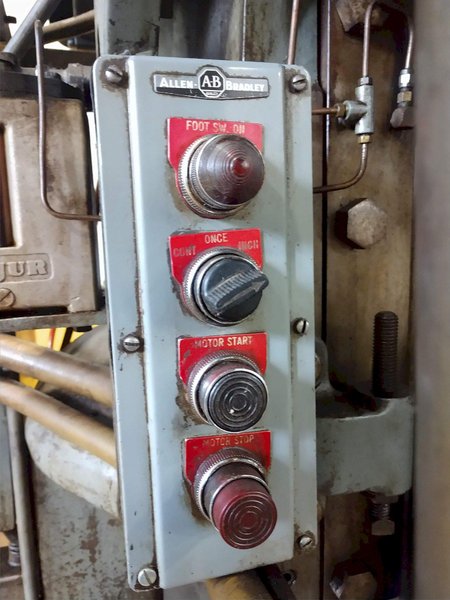 60 TON L &amp; J MODEL #W60 OBI PRESS, 2.5&quot; STROKE: STOCK #12978