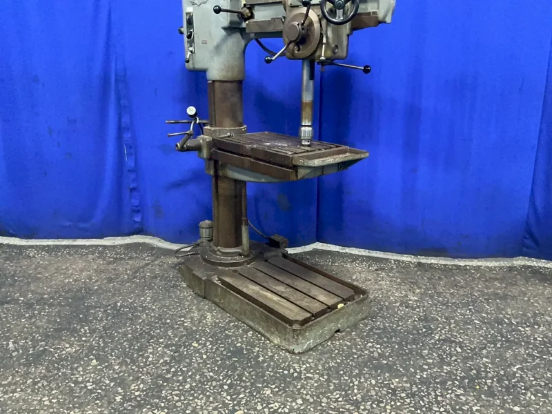 7” X 3’ RADIAL ARM DRILL
