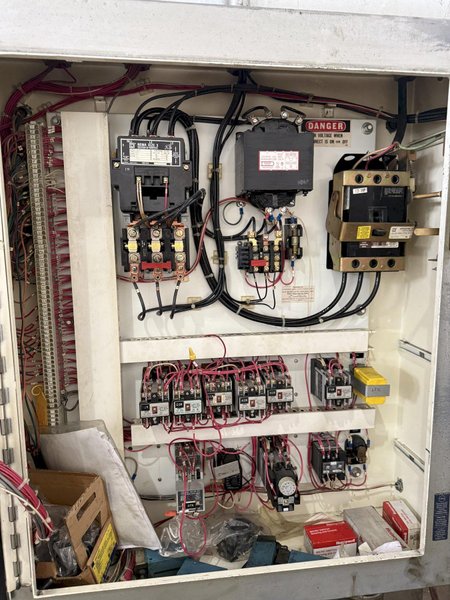 110 TON PACIFIC 110 PF-OBS HYDRAULIC PRESS. STOCK # 0223826.