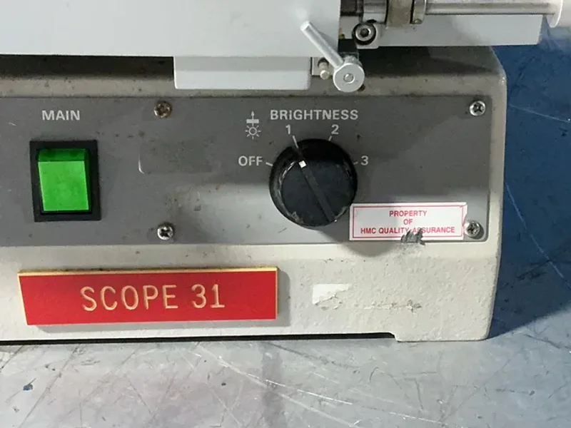NIKON MEASURESCOPE  -  UM-2