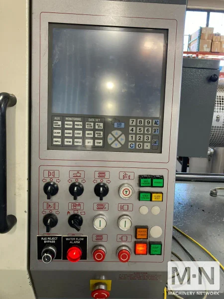 200 TON 9.6 OZ NISSEI MODEL FN4000-36A INJECTION MOLDING MACHINE MFG 2002