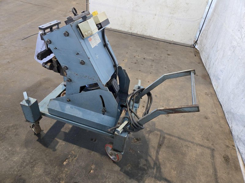 2" GULLCO GBM-28 PLATE BEVELING MACHINE. STOCK # 0654426