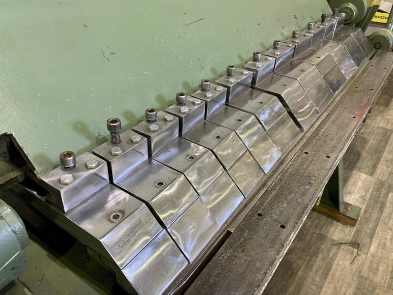 4' X 12 GAUGE DREIS &amp; KRUMP/CHICAGO MODEL BPU412-6 FINGER BRAKE: STOCK #81518