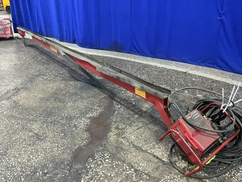 ZIPLINE 180” WELDING STATION
