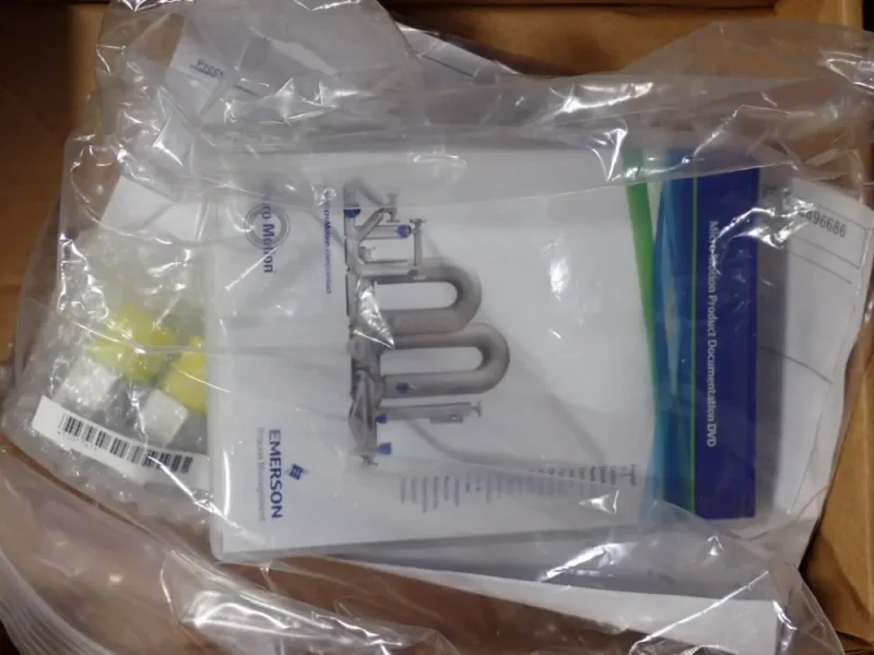 EMERSON FLOW AND DENSITY METER  -  F025S319CQBAEZZZZ