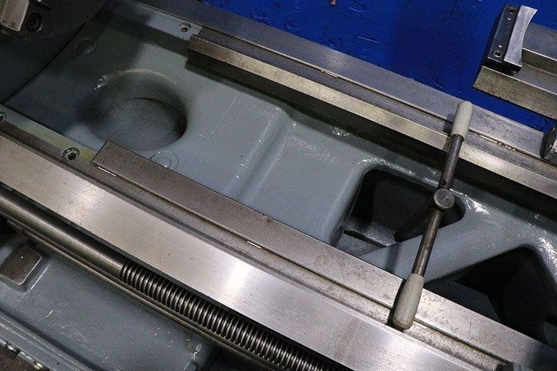 1980’S MAZAK GAP BED LATHE USED