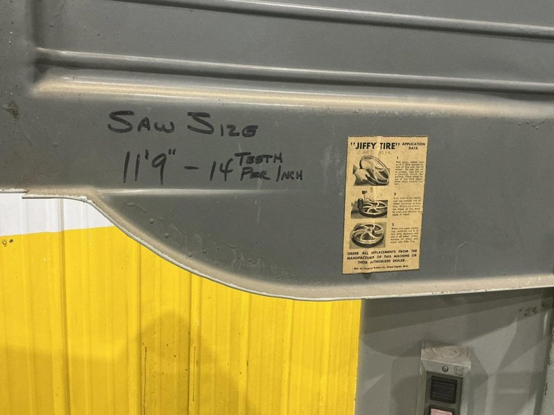 20" X 12" DELTA VARIABLE SPEED VERTICAL SAW: YOBRO #26009