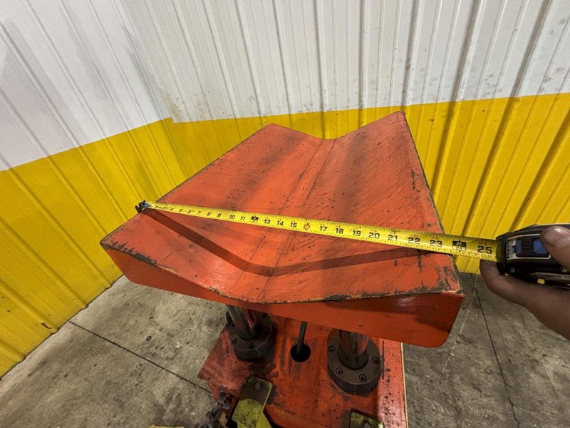 11,000 LBS X 51&quot; SEN FUNG MODEL #UC4A MOTORIZED COIL REEL UNCOILER &amp; COIL CAR: STOCK #23646