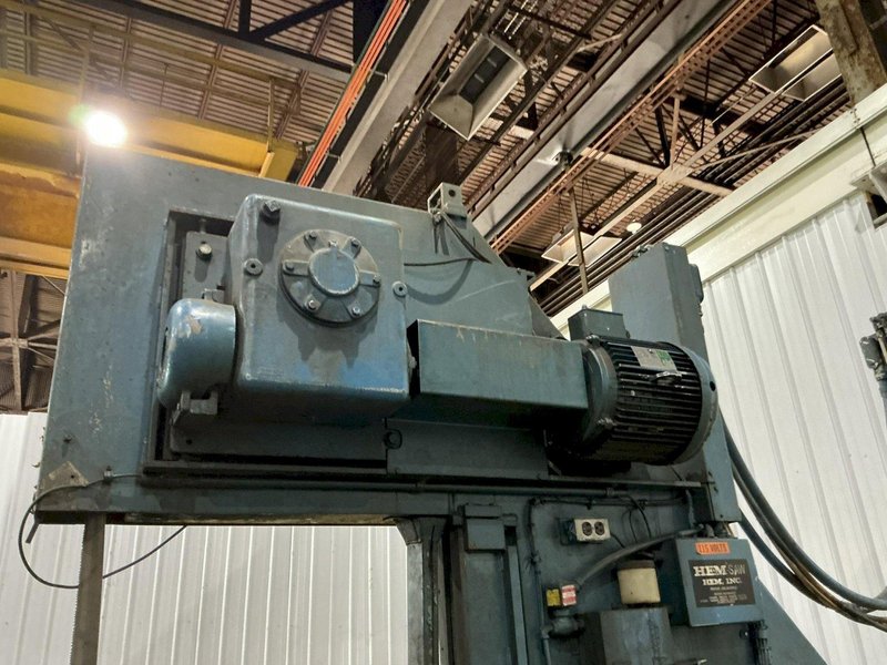 25" x 36" HEM MODEL #V200A TILT FRAME VERTICAL BAND SAW W/ AUTOMATIC FEED TABLE : YOBRO #25400