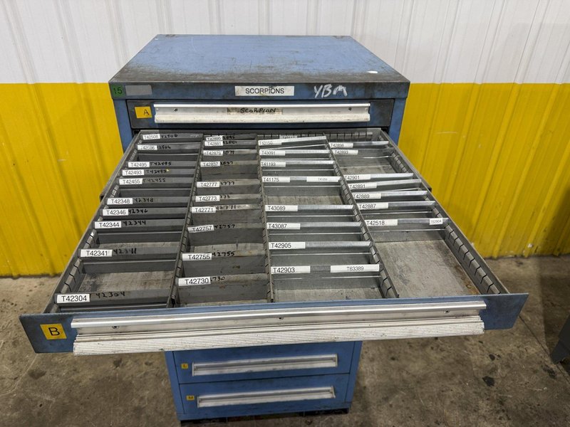 13 DRAWER x 30" x 28" x 59" HIGH LYON TOOL STORAGE CABINET: YOBRO #25394