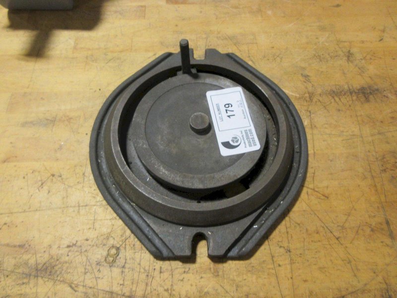 Kurt 6&quot; Swivel Base For D-60- Auction Item