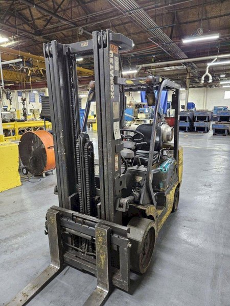 5,000 LBS KOMATSU MODEL FG30-SHT-12 LP GAS FORKLIFT: YOBRO #25379
