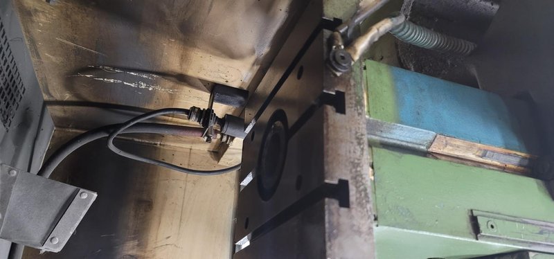 Elox 8-2012-DR Sinker EDM Machine