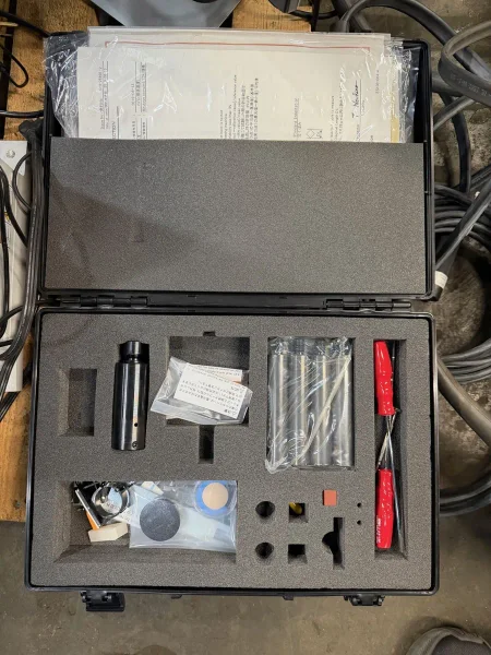 Mitutoyo model HM-210 type B micro vickers hardness tester