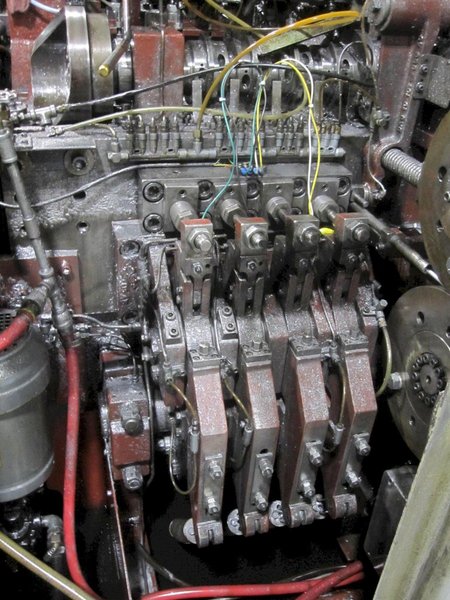 Malmedie Model B8 4 Die Progressive Cold Header