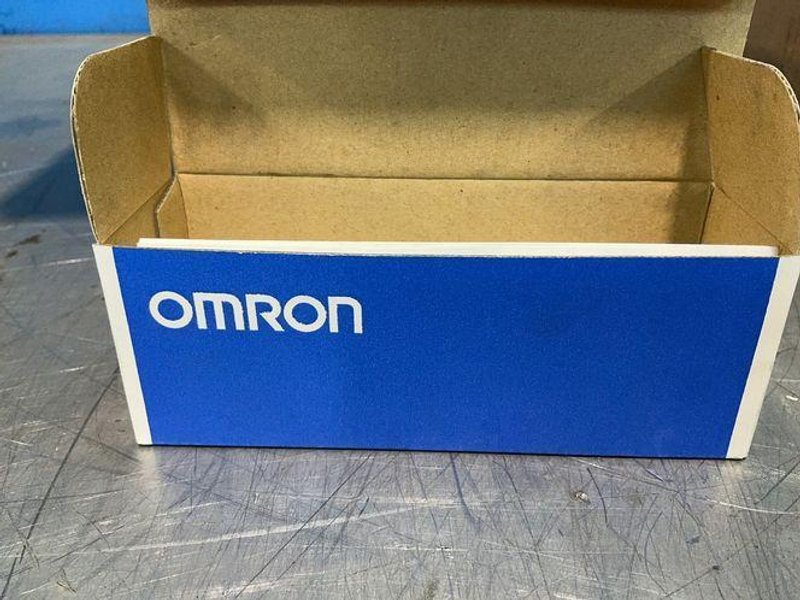 OMRON REMOTE TERMINAL   -  SRT1-ROC16
