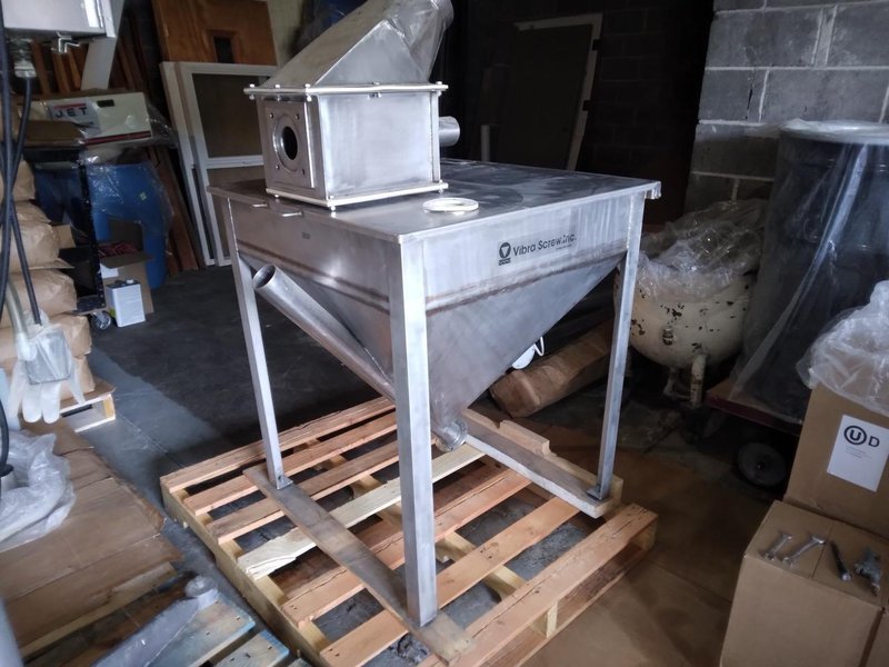 Per-Fil MF Semi-Automatic Auger Filler with Hopper and Flexible Screw Conveyor, 2011