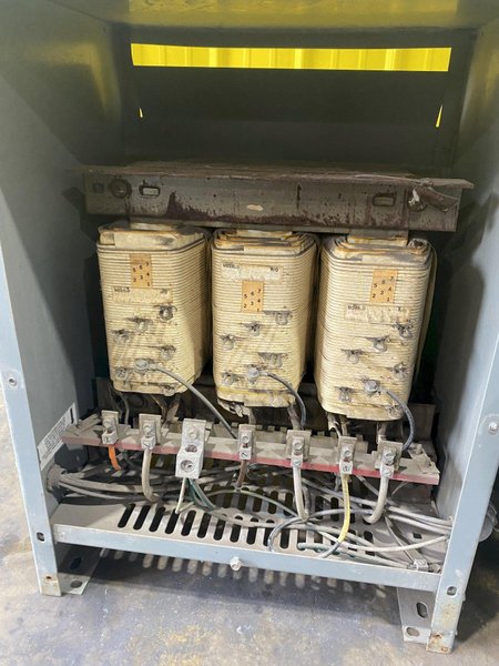 30 KVA SQUARE D 480 - 208Y/120 VOLT ELECTRICAL TRANSFORMER: STOCK 18911