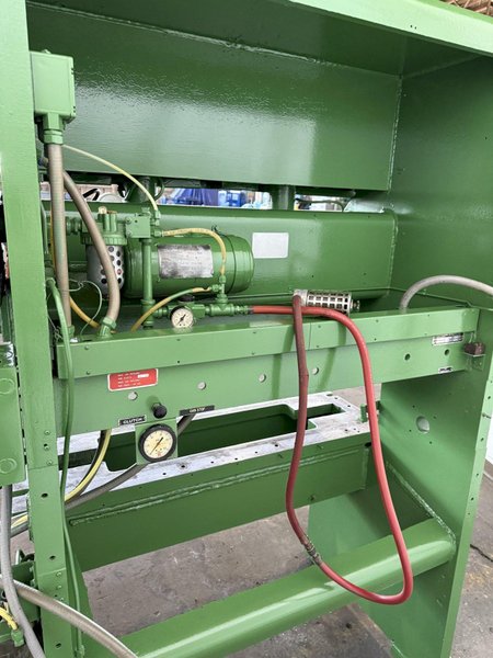 35 TON E.W. BLISS C2-35 GAP FRAME PRESS. STOCK # 0235525.