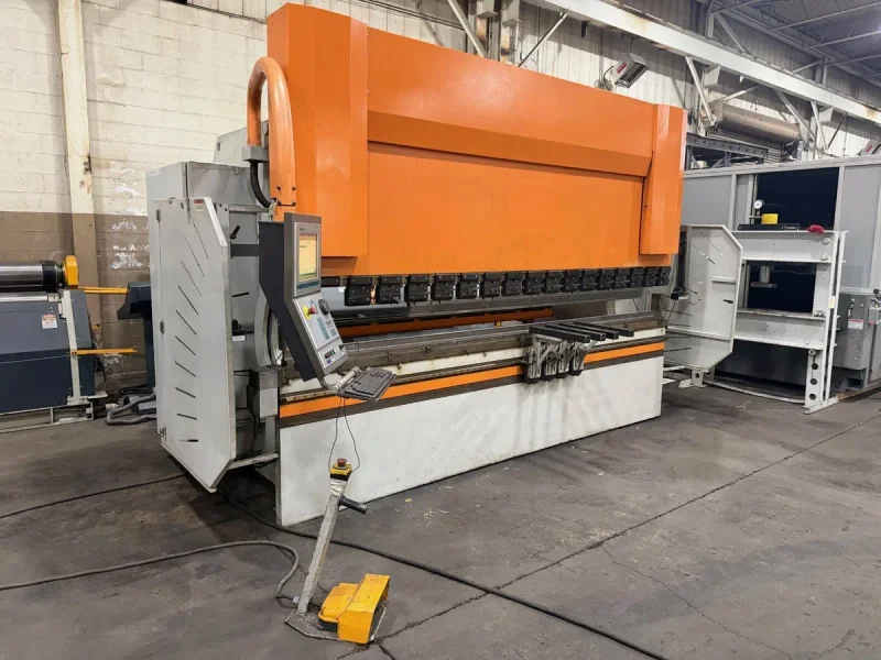 USED ERMAKSAN 12' X 176 TON HYDRAULIC CNC PRESS BRAKE MODEL CNC SAP 12X176
