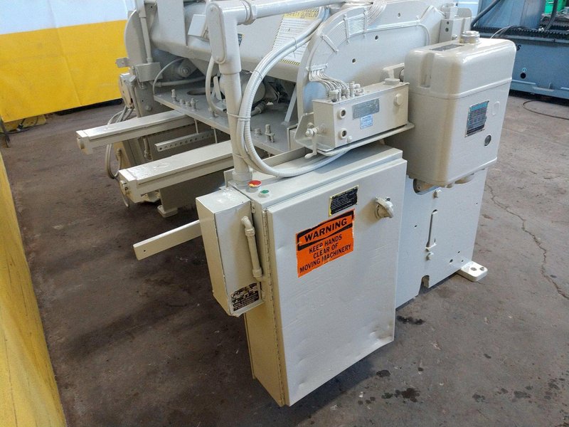 6&#039; X 10 GA CINCINNATI MODEL 1006-R POWER SQUARING SHEAR: STOCK #10613