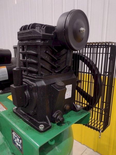 3.7 HP SPEED MODEL #4ME96 VERTICAL AIR COMPRESSOR: STOCK #20148