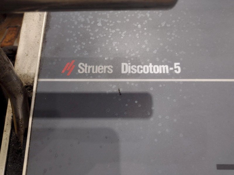 STRUERS DISCOTOM-5 PRECISON ABRASVIE CUTOFF SAW: YOBRO #25432