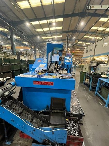 Charng Guey Model CGR 606H Thread Roller