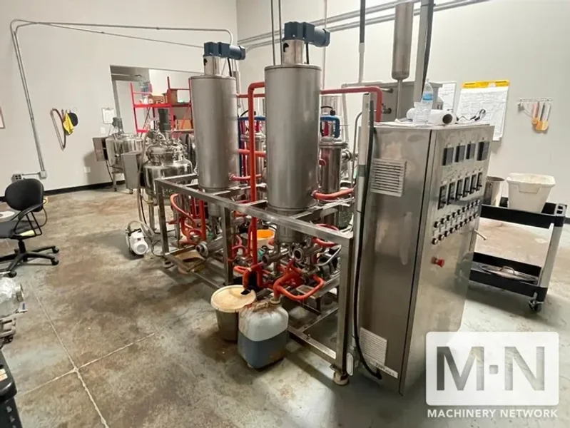 Full Extraction Line: Centrifugal Separator, Falling Film Evaporator, Spherical Vacuum Decompression Evaporator