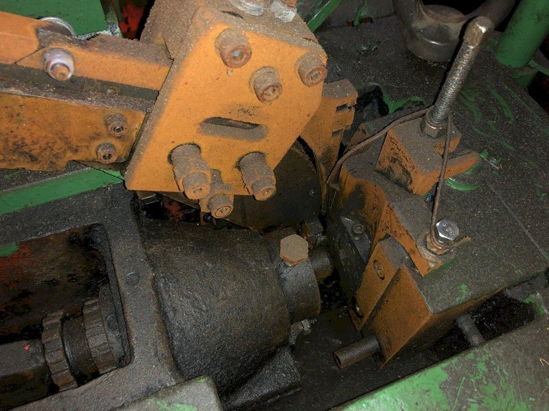 Hilgeland Model ME2V Trimmer