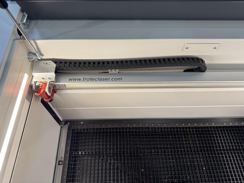 80 Watt Trotec Speedy 360  CO2 Laser Engraver, 2022 – 32″ x 20″ Bed, Dust Collector