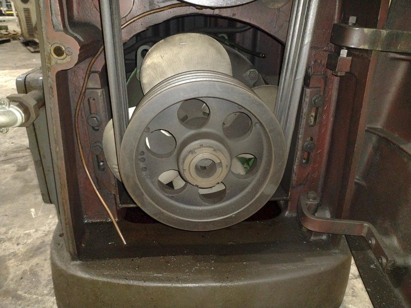 CINCINNATI NO. 4 VERTICAL MILLING MACHINE: YOBRO #24460