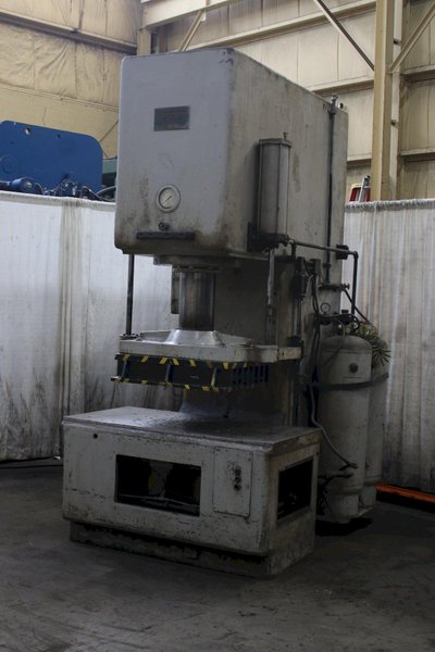 125 TON DENISON HYDRAULIC PRESS: STOCK #75941