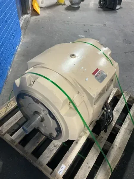 RELIANCE ELECTRIC 100 MOTOR   -  P44G0357E