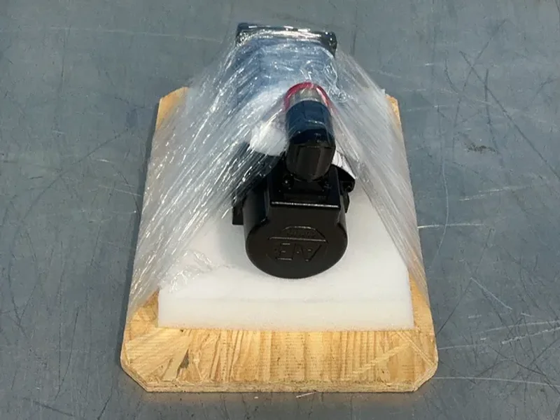 Allen-bradley 4000rpm 1.07hp Kinetix Vp Low Inertia Servo Motor - Vpl-a0753e-pj12aa