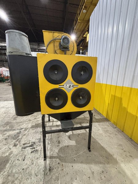 5 HP X 4 CARTRIDGE PLYMOVENT DUST COLLECTOR: STOCK #22015