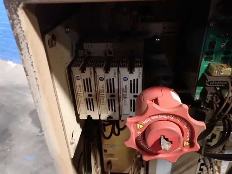 MOTOMAN / YASKAWA ELECTRIC 1.5KVA ROBOT  -  MH6