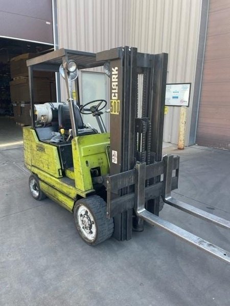 4500 LB Clark GCS25MB Propane Forklift