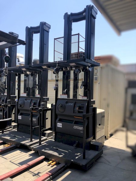 Crown SP3550H-30 Electric Stand-up Stock Picker Forklift 2022 equipped with 3,282 Hours, V-Force Battery and Charger