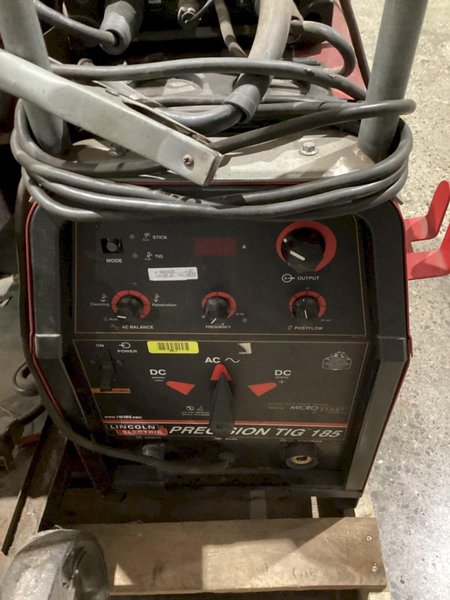 LINCOLN ELECTRIC PRECISION TIG 185 Welder USED