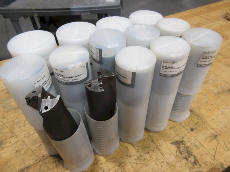 Komet ABS50 KUB Quatron Inserted Drill Bodies (16pcs), 1.76" x 4.5" LOC ***New in Packages***- Auction Item