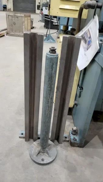 1986 AMADA M-2060 | Shears, Power Squaring (In)