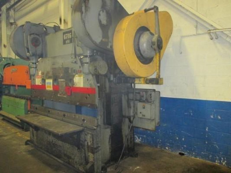 115 Ton, CINCINNATI 7 SERIES x 6' PRESS BRAKE