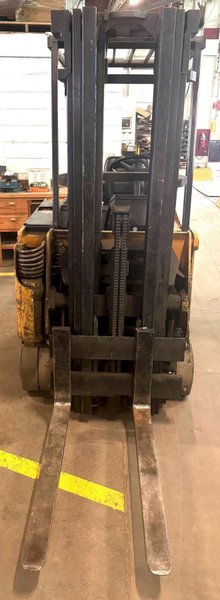 3000 Lb. Drexel Narrow Aisle Lift Truck SLT-30, Electric, Rotating Mast