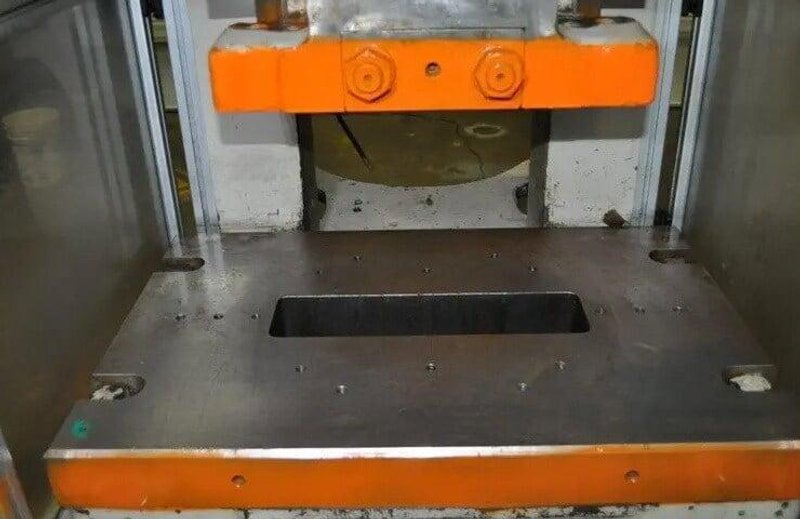 Bliss C-60 Flywheel Type OBI Punch Press (#5370)