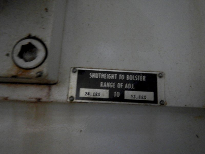 800 TON  MINSTER MODEL #90-800 KNUCKLE JOINT PRESS : STOCK #77652