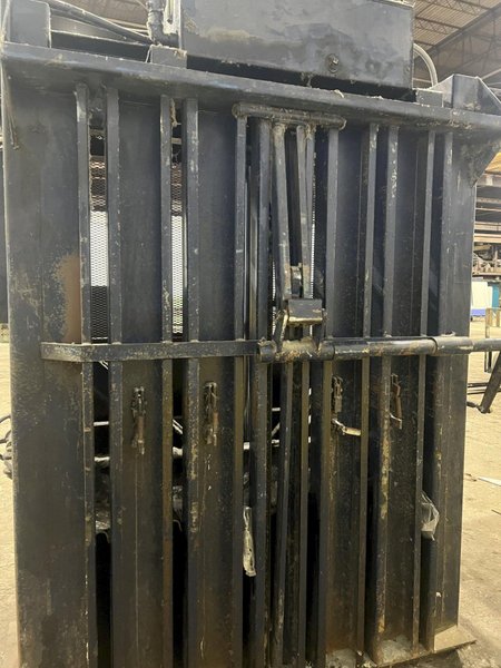 60&quot; X 30&quot; MARATHON MODEL #V-6030-HD VERTICAL CARDBOARD BALER: STOCK #20164