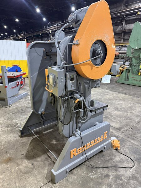 40 TON ROUSSELLE MODEL #4-B O.B.I. PRESS: YOBRO #25849