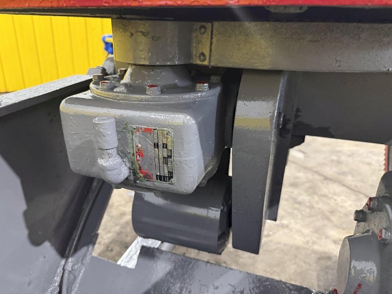 3,000 LBS READCO - UNIQUE MODEL #UPC-30-6 MC POWERED WELDING POSITIONER: YOBRO #25846